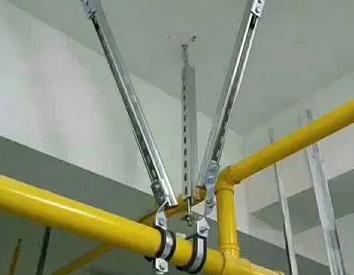闸阀支撑架的质量要求。价格决定了前锋抗震支撑框架的质量。